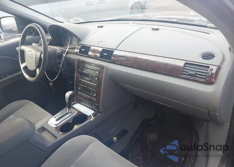 2006 Ford Five Hundred Sel из США, поврежденный, VIN 1FAFP27146G118929